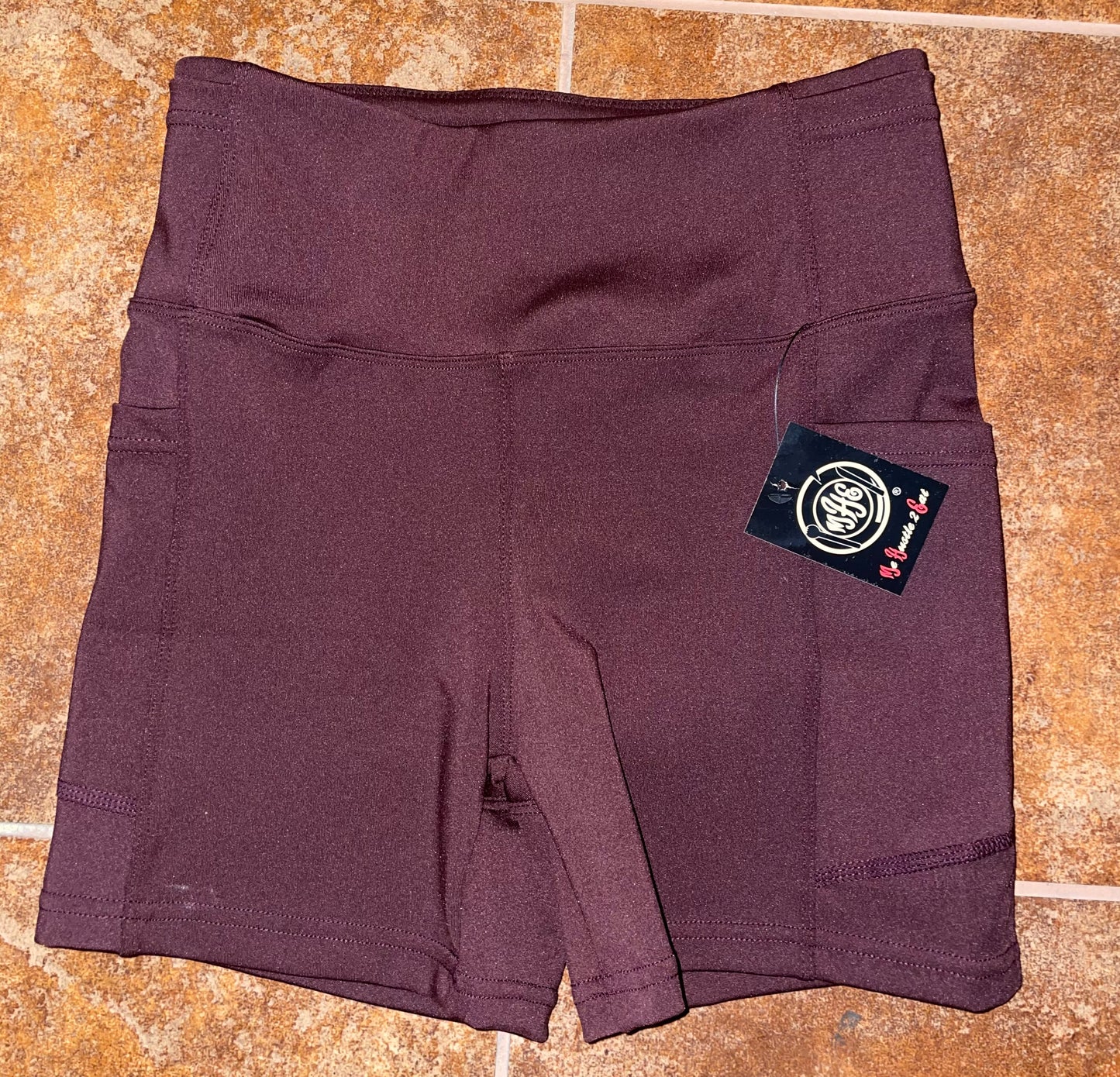 High Waisted Fitted Shorts with Pockets - Shoes in The Cubby Logo