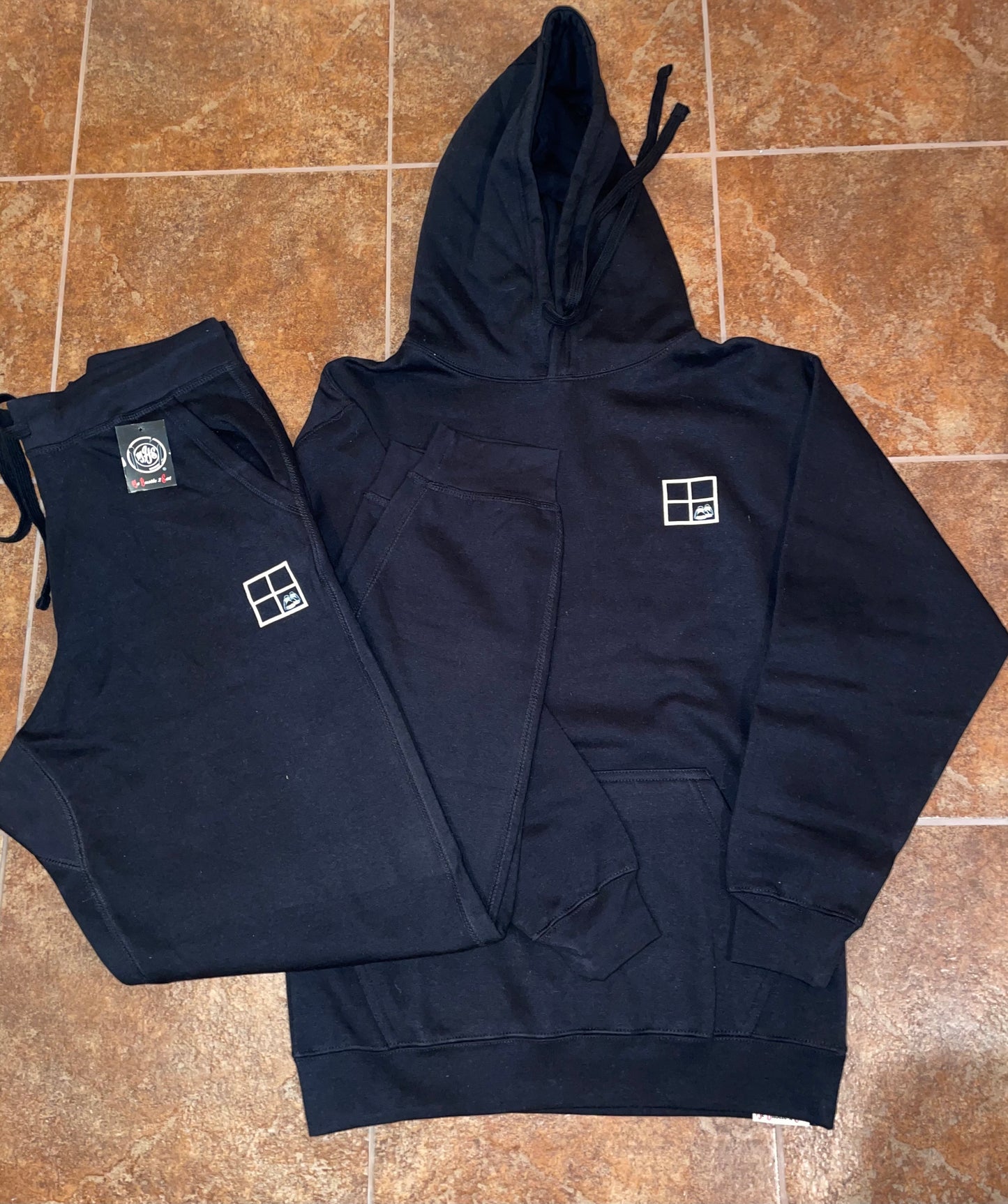 Men - Hoodie and Sweatpants Set - Shoes N The Cubby Logo